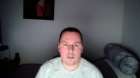 micic3 online show from May 8, 12:33 am
