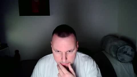 micic3 online show from May 15, 1:36 am