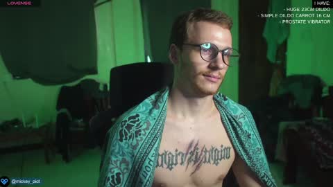 Mickey online show from December 22, 8:05 am