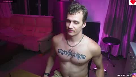 Mickey online show from November 5, 11:56 am