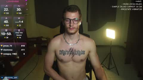 Mickey online show from December 10, 12:27 pm