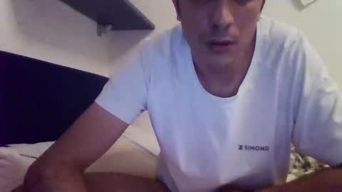 micky_law88 online show from September 15, 10:16 am