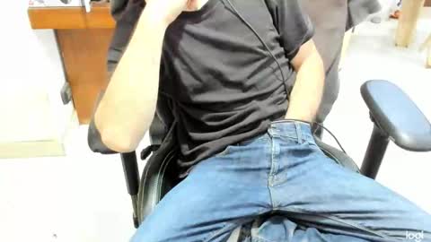 microfama00 online show from March 17, 6:16 am