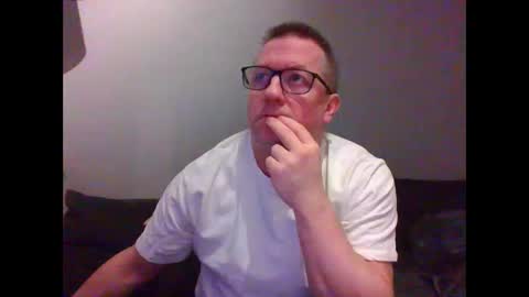 Snapshot of middleton2021 chatting on December 23, 7:28 am middleton2021 online show from December 23, 7:28 am