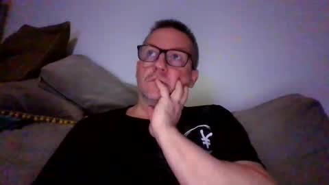 Snapshot of middleton2021 chatting on December 27, 6:53 pm middleton2021 online show from December 27, 6:53 pm