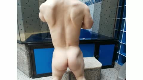 Aaron online show from April 28, 6:23 pm