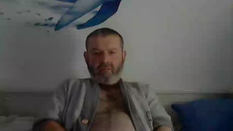 Snapshot of midhir chatting on February 8, 12:38 am kike online show from February 8, 12:38 am