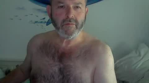 Snapshot of midhir chatting on February 3, 2:34 pm kike online show from February 3, 2:34 pm