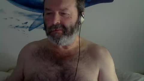 Snapshot of midhir chatting on January 22, 3:29 pm kike online show from January 22, 3:29 pm