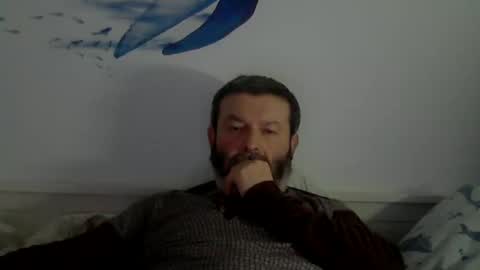 Snapshot of midhir chatting on January 25, 1:19 pm kike online show from January 25, 1:19 pm