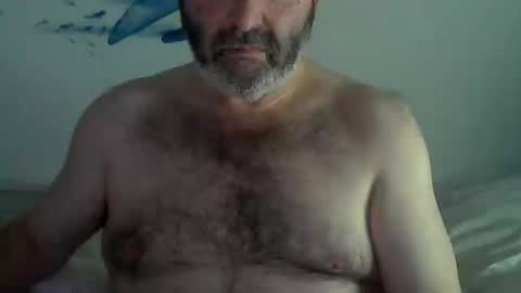Snapshot of midhir chatting on December 7, 2:57 pm kike online show from December 7, 2:57 pm