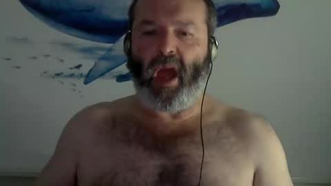 Snapshot of midhir chatting on December 27, 4:00 pm kike online show from December 27, 4:00 pm