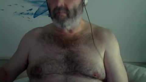 Snapshot of midhir chatting on January 12, 3:03 pm kike online show from January 12, 3:03 pm
