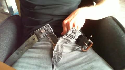 midlifemuscle17941 online show from April 20, 4:09 pm