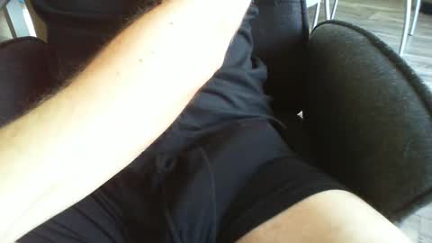 midlifemuscle17941 online show from April 22, 9:47 am