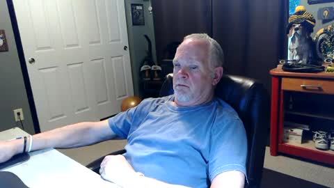 midwestdad09 online show from June 21, 11:10 pm