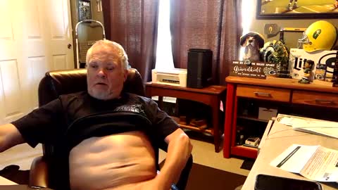 Snapshot of midwestdad09 chatting on October 9, 6:57 pm midwestdad09 online show from October 9, 6:57 pm
