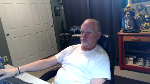 midwestdad09 online show from June 18, 1:07 am