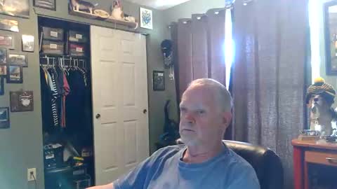 midwestdad09 online show from April 23, 6:32 pm