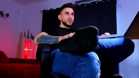 Snapshot of mightyaaron chatting on September 9, 3:33 pm MightyAaron online show from September 9, 3:33 pm