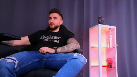 Snapshot of mightyaaron chatting on February 13, 6:59 pm MightyAaron online show from February 13, 6:59 pm