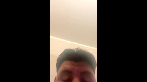 miguel9597 online show from February 15, 9:51 am