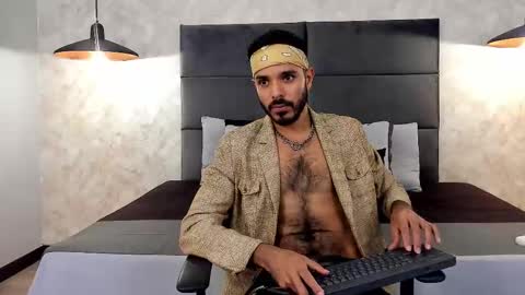 miguelsanfrancisco online show from December 2, 6:44 pm