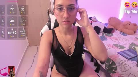 miiller_sofiia online show from February 2, 5:06 am