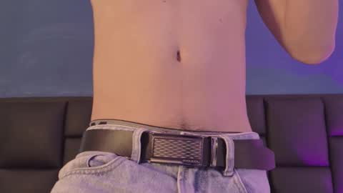 mikael online show from March 8, 4:05 am