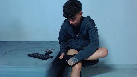 Mike IMDEPENDIENT MODEL online show from January 17, 2:58 am