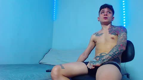 Mike IMDEPENDIENT MODEL online show from December 5, 2:33 pm
