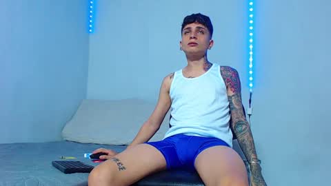 Mike IMDEPENDIENT MODEL online show from December 17, 1:50 am