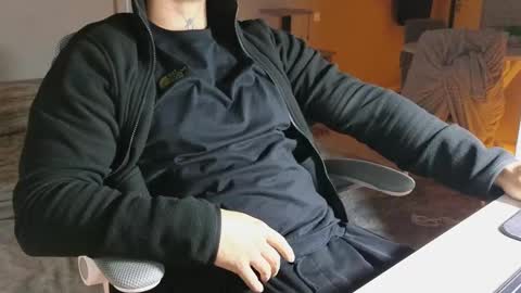 Mike Magic online show from April 26, 8:16 pm