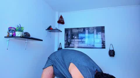 Snapshot of mike__horny chatting on February 26, 11:30 am Mike online show from February 26, 11:30 am