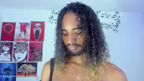 mike__thomson_ online show from December 12, 2:37 am