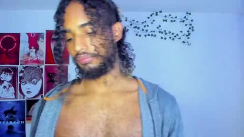 mike__thomson_ online show from February 8, 1:32 am