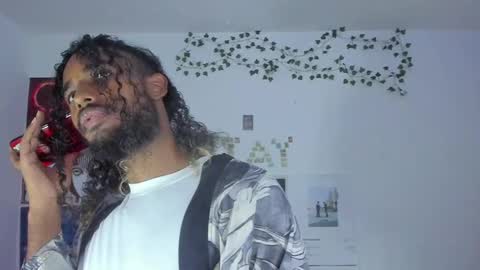 mike__thomson_ online show from January 14, 9:20 pm
