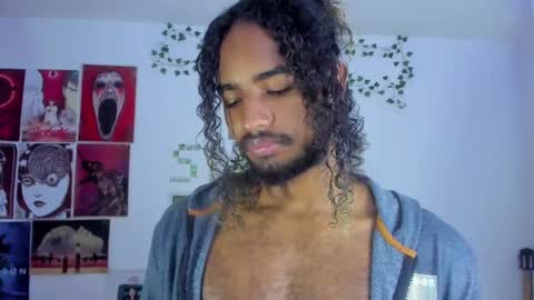 mike__thomson_ online show from January 11, 5:31 am