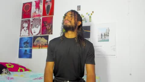 mike__thomson_ online show from February 1, 11:06 pm