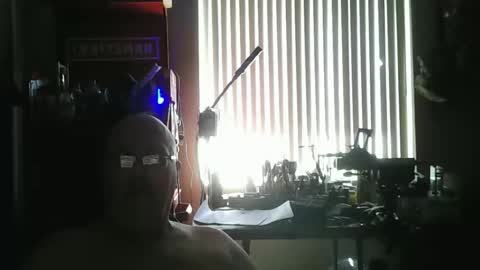 mike_allen4 online show from April 12, 5:58 pm