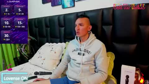 Mike Bennet Make me Cum Please online show from March 30, 12:33 am