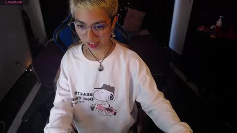 mike_bj online show from December 15, 7:11 pm