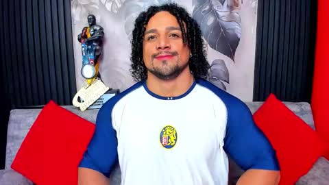   online show from January 6, 12:31 pm