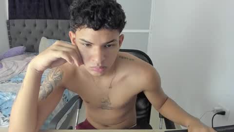 mike_master9 online show from October 24, 11:12 am