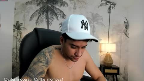 Snapshot of mike_montoya chatting on October 12, 3:11 am Mike Montoya online show from October 12, 3:11 am