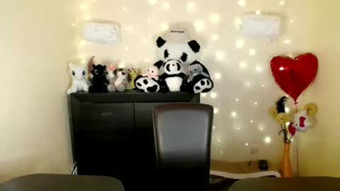 Snapshot of mike_severi chatting on February 26, 7:09 am Mike online show from February 26, 7:09 am