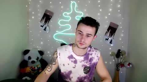 Snapshot of mike_severi chatting on December 10, 7:05 am Mike online show from December 10, 7:05 am