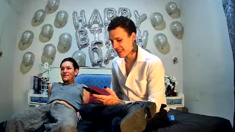 Hot Buns online show from April 23, 11:48 am