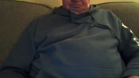 mikeb3200 online show from April 13, 2:01 am