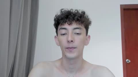 Mikebelf4 online show from October 27, 4:04 am